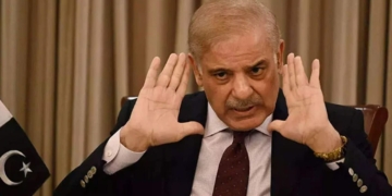 وزیرِ اعظم نے ٹیکسٹائل انڈسٹری کے بحران کا نوٹس لے لیا