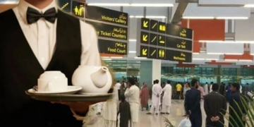 پاکستانی ایئرپورٹس پر مفت چائے پلانے کا حکومتی منصوبہ