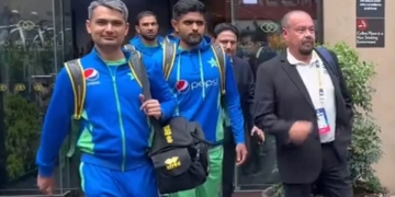 پاکستانی اسکواڈ میلبرن سے پرتھ پہنچ گیا