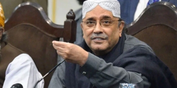 ملتان والوں نے سیاسی خانہ بدوش سےحساب برابر کر دیا ہے، آصف علی زرداری