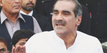خاتون صحافی کے شوہر سے زبردستی دستخط کرائے گئے، سعد رفیق