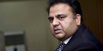 پی ٹی آئی رہنما فواد چودھری کا جسمانی ریمانڈ مسترد کرنے کا فیصلہ چیلنج