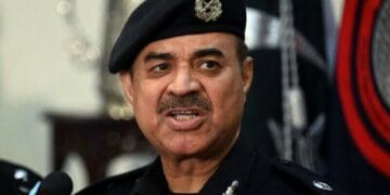 آئی جی خیبر پختونخوا معظم جاہ کو عہدے سے ہٹا دیا گیا