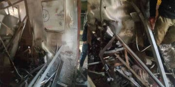 جعفر ایکسپریس میں دھماکا ،2 افراد جاں بحق، مسافر چین کھینچتے رہے ڈرائیور نے ٹرین نہیں روکی