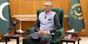 صدر نے انتخابی شیڈول جاری کرنے کیلئے چیف الیکشن کمشنر کو خط لکھ دیا