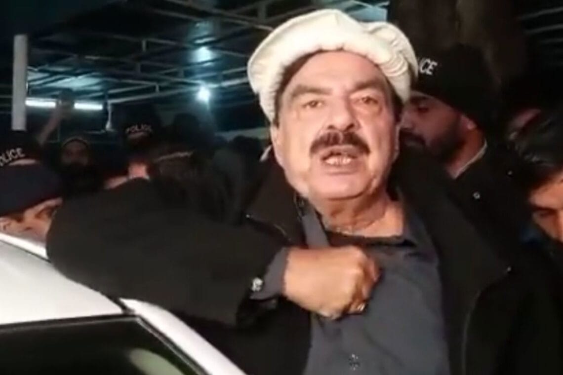 شیخ رشید کیلئے ایک اور مشکل  نیا مقدمہ درج