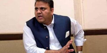 شاہ محمود قریشی جیل بھرو تحریک میں آج گرفتاری دیں گے: فواد چوہدری