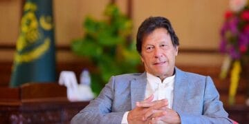 لاہور ہائیکورٹ میں پیشی کے بعد عمران خان کو گرفتار کرنے کا فیصلہ