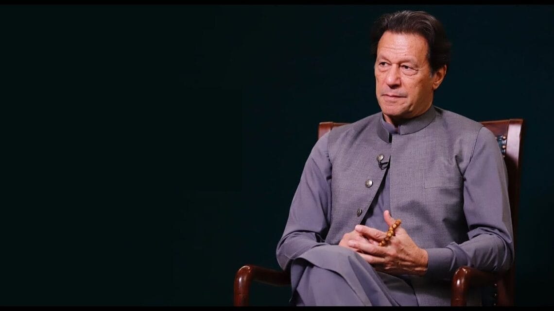 خاتون جج دھمکی کیس، عمران خان کو گرفتار کرکے پیش کرنے کا حکم