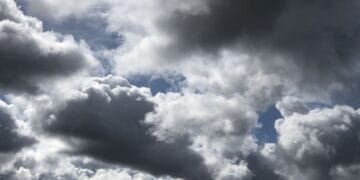 ملک بھرمیں آج موسم خشک رہنے کیساتھ گرم رہے گا، محکمہ موسمیات