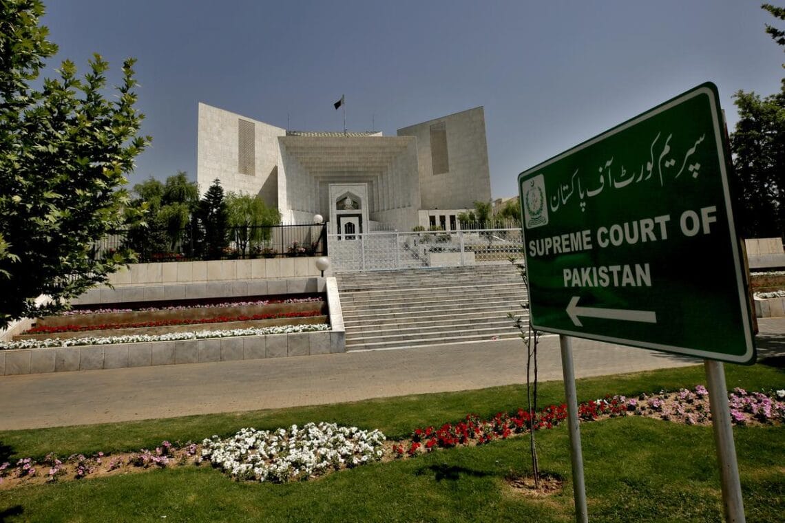 سپریم کورٹ میں انِ چیمبر سماعت آج ہوگی
