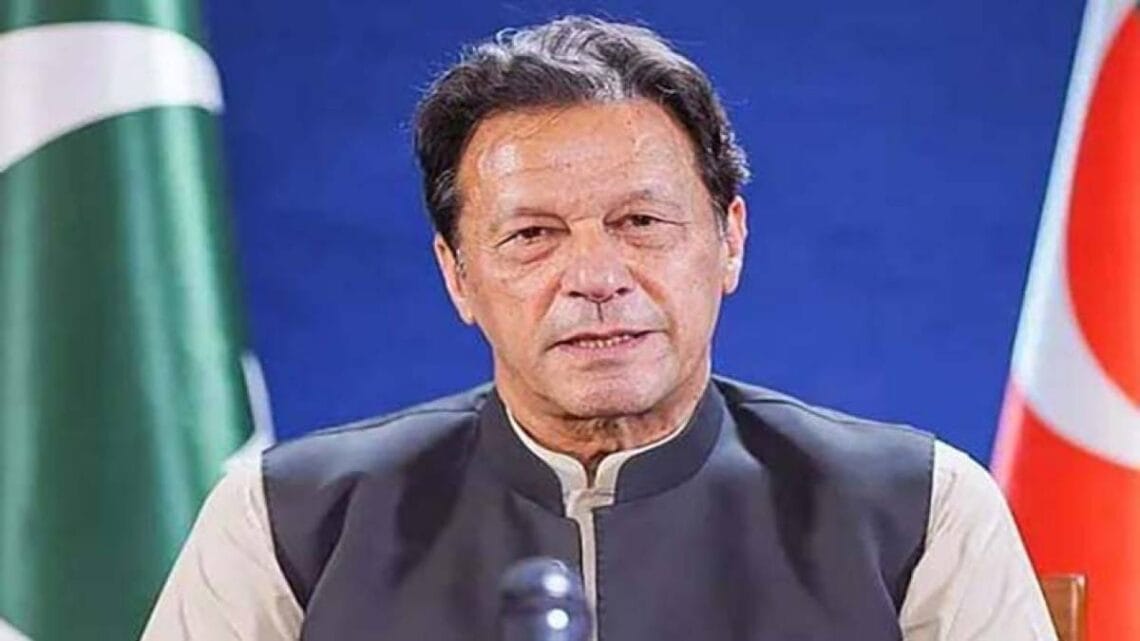 عمران خان کو پارٹی چیئرمین کے عہدے سے ہٹانے کی درخواست  لاہور ہائیکورٹ کو ارسال