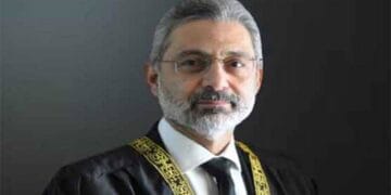 جسٹس قاضی فائز عیسیٰ کا فیصلہ، سپریم کورٹ نے لارجر بینچ تشکیل دیدیا