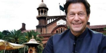 عمران خان لاہور ہائیکورٹ پہنچ گئے