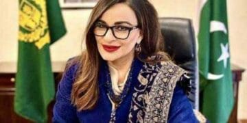 صدر نے بل نظرثانی کیلئے واپس بھیج کر ثابت کر دیا وہ پی ٹی آئی کے سیکرٹری جنرل ہیں۔ شیری رحمان