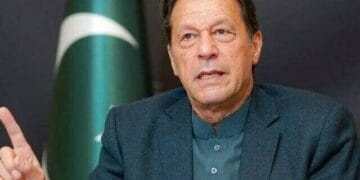 جوڈیشل کمپلیکس میں بھی یہی لوگ تھے، عمران خان