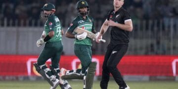 پاکستان نے نیوزی لینڈ کو چوتھے ون ڈے میچ میں شکست دیدی