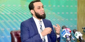 عمران خان تحقیقات میں تعاون نہیں کر رہے، عطاء تارڑ