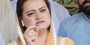 عمران خان  کے پاؤں پر نہیں دماغ پر دباؤ ہے : مریم اورنگزیب