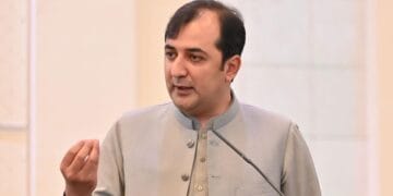 وزیراعلیٰ گلگت بلتستان خالد خورشید کو نظر بند کردیا گیا