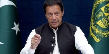عمران خان رہائی کے بعد اسلام آباد سے زمان پارک پہنچ گئے