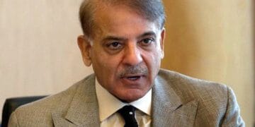 وزیراعظم شہباز شریف لندن روانہ