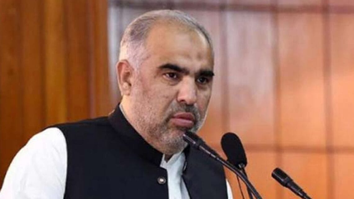 پی ٹی آئی میں ہی ہوں اور پارٹی چیئرمین سے رابطے میں ہوں: اسد قیصر