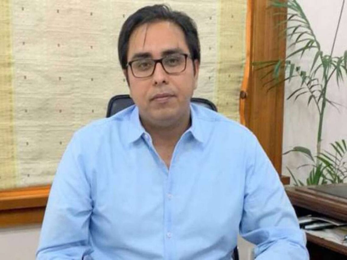 شہباز گل کو فوری گرفتار کرنے اور شناختی کارڈ بلاک کرنے کا حکم