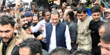 عمران خان کی مختلف مقدمات میں ضمانت کی درخواستوں پر سماعت آج ہوگی