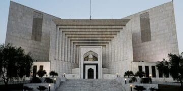 عبدالرزاق ایڈووکیٹ قتل کیس چیئرمین پی ٹی آئی کی عبوری ضمانت کی استدعا مسترد