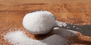 چینی کی قیمت میں 10 روپے فی کلو اضافہ