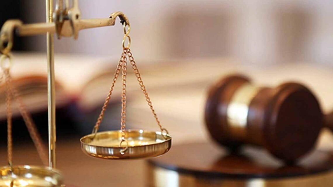 عدالت نے چیئرمین پی ٹی آئی سمیت 5 سیاسی رہنماؤں کو11 جولائی کو طلب کر لیا