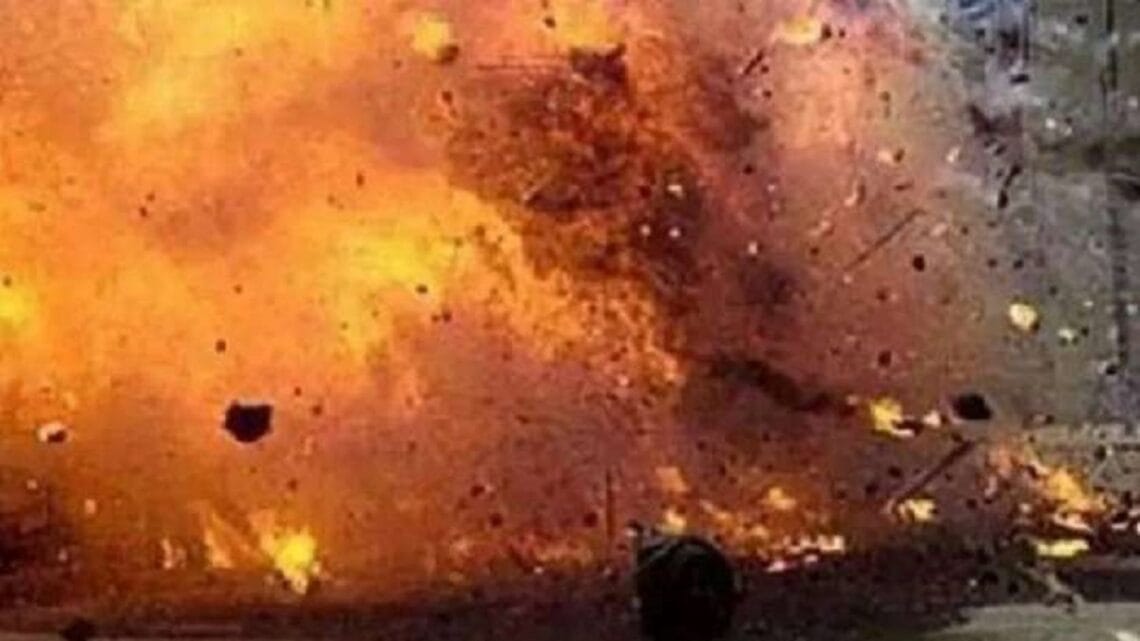 خیبر: باڑہ بازار میں تھانے کے قریب دھماکا، 8 افراد زخمی