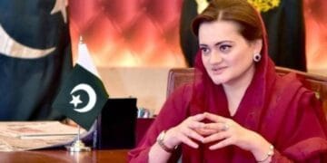 قومی اداروں کی نیلامی کا نعرہ لگانے والوں نے پی ٹی وی پر حملہ کیا، مریم اورنگزیب