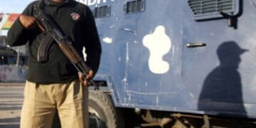 کچے میں پولیس کی بڑی کارروائی، 8 ڈاکو مارے گئے