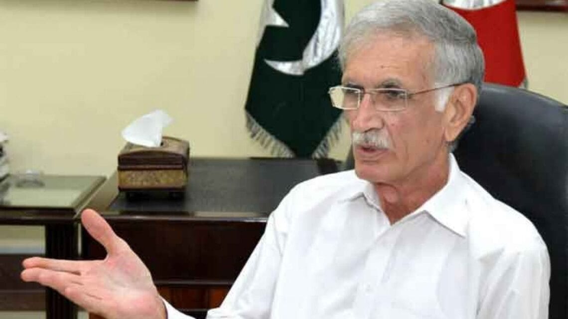 عمران خان کہتے تھے وہ فوج کے خلاف انقلاب لانا چاہتے ہیں پرویز خٹک