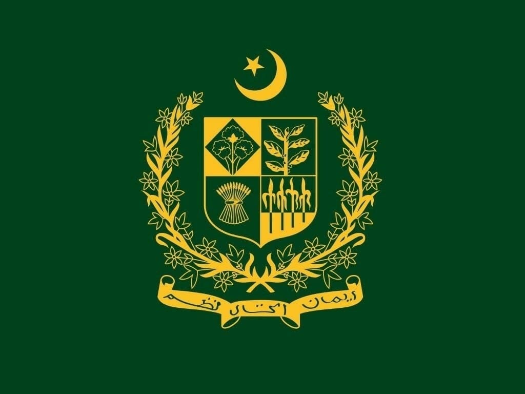 نگراں وفاقی حکومت نے پوری بیوروکریسی تبدیل کرڈالی