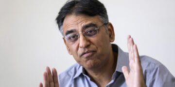 سائفر کیس اسد عمر کی آفیشل سیکرٹ ایکٹ عدالت سے ضمانت منظور