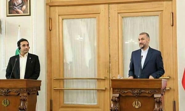 پاکستان اور ایران کے درمیان تجارت، سرمایہ کاری کے معاہدوں پر دستخط