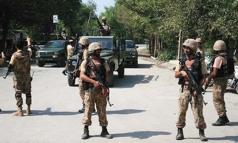 سیکورٹی فورسز سے جھڑپ  خطرناک دہشت گرد ہلاک جوان شہید