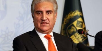 اگر میں نے ملک سے غداری کی ہے تو مجھے پھانسی پر لٹکا دیا جائے شاہ محمود قریشی