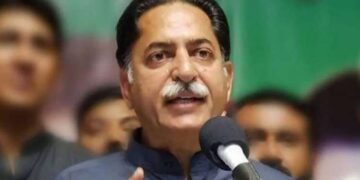 نو مئی کے دہشتگردوں کیلئے لیول پلیئنگ فیلڈ نہیں ہونی چاہیے  جاوید لطیف