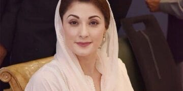 چیف آرگنائزرمسلم لیگ ن مریم نواز پاکستان واپسی کے سفر پر