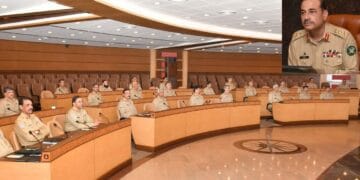 معاشی استحکام کے منافی سرگرمیاں ختم کرنے کیلئے فوج حمایت کرے گی کورکمانڈرز کانفرنس