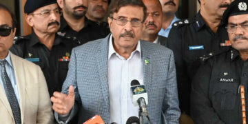 اسٹریٹ کرمنلز کی گرفتاریاں شروع کراچی میں 5 روز کے دوران بڑی تبدیلی آئیگی حارث نواز