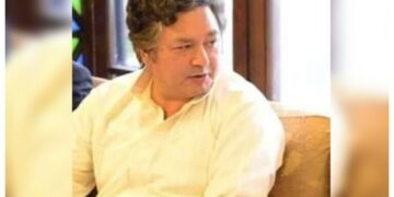 چیئرمین پی ٹی آئی نے فوج کیخلاف ٹارگٹڈ پلان بنایا  اعظم خان