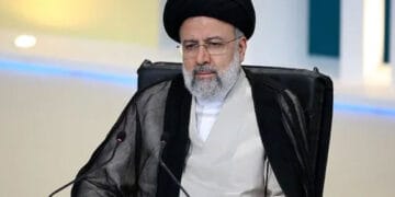 اسرائیل کو تسلیم کرنا مزاحمت چھوڑ کر ہتھیار ڈالنے کے مترادف ہے ایرانی صدر