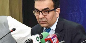 سردیوں میں گیس نہ صرف مہنگی بلکہ نایاب بھی ہو جائےگی  وزیر توانائی نے خبردار کردیا