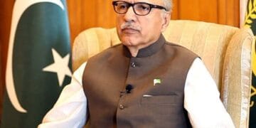 جب تک نیا صدر نہیں آتا عہدے پر رہوں گا عارف علوی