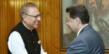 صدرمملکت چیف الیکشن کمشنر کا 8 فروری کو ملک بھر میں عام انتخابات پر اتفاق